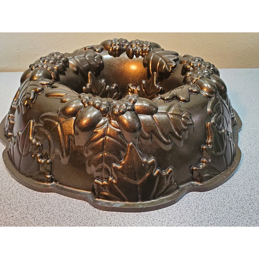 NEW Nordic Ware Fall Harvest Bundt Cake pan Bronze Thanksgiving Pumpkin acorn